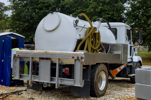 Best Affordable porta potty rental  in Parkville, MO
